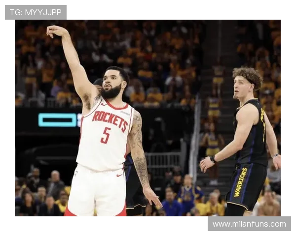 米兰体育国际首页：多角度分析体育明星的成长轨迹与赛场表现